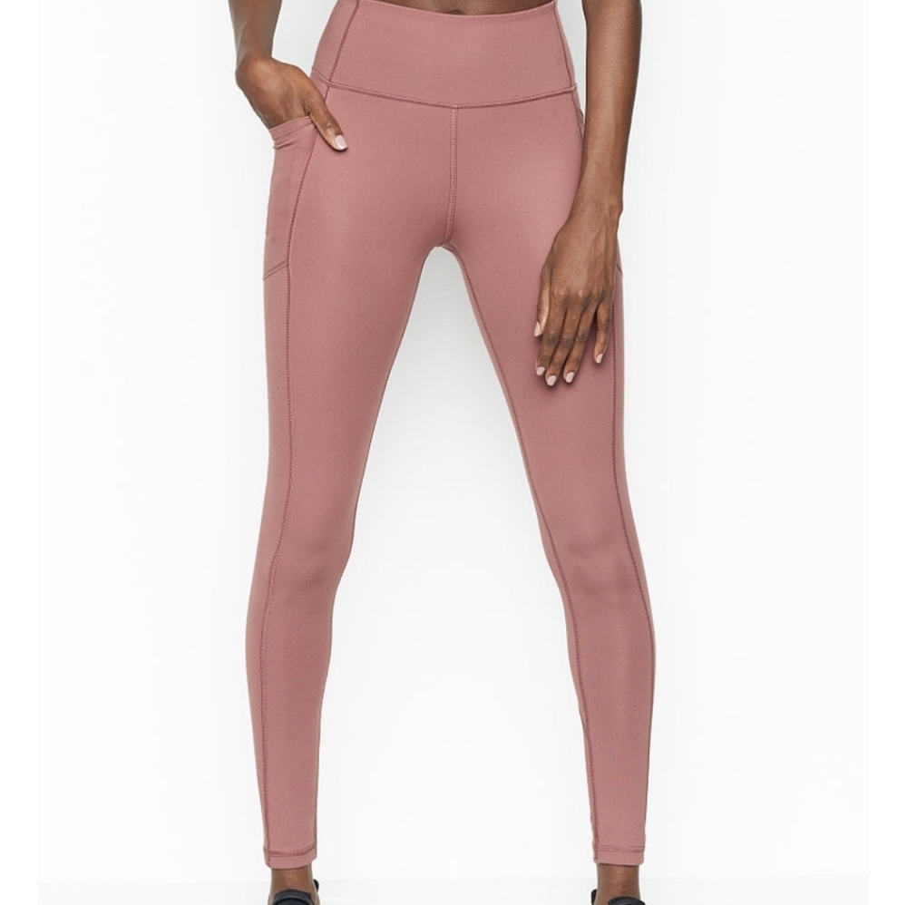 Incredible Essential Legging
24 inch 7/8 length